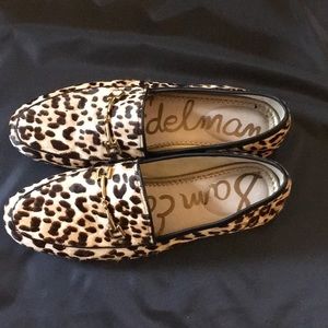 Leopard calf hair leather loafers